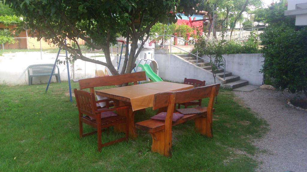 Apartmani Ana I Predrag Lopar Exterior photo